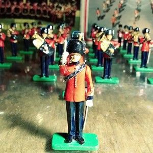 Meet your Posher, Roger